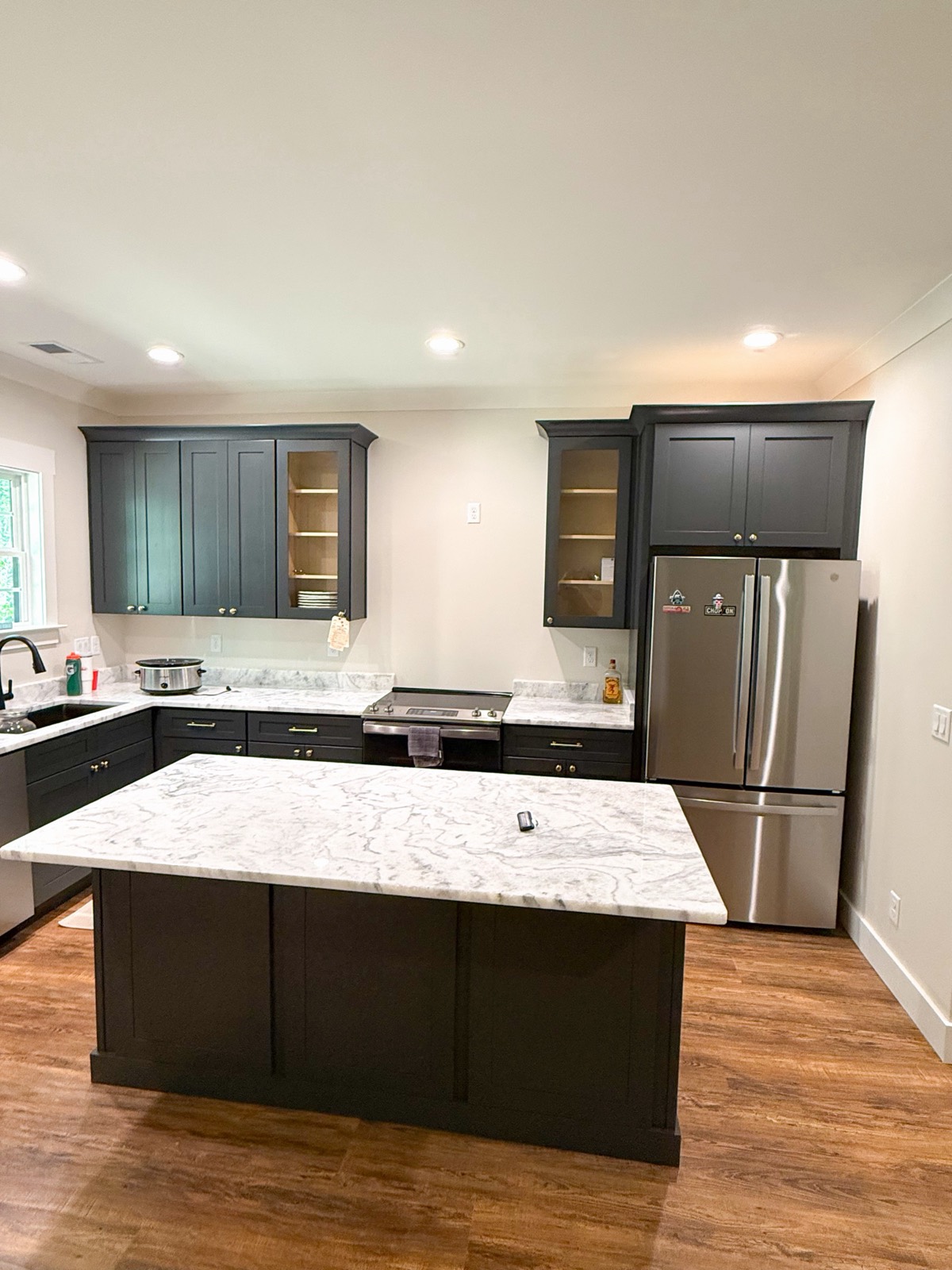 Charcoal Kitchen — Dark & Dramatic